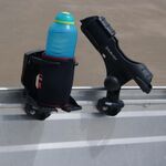 Railblaza CupClam mit Trinkflasche